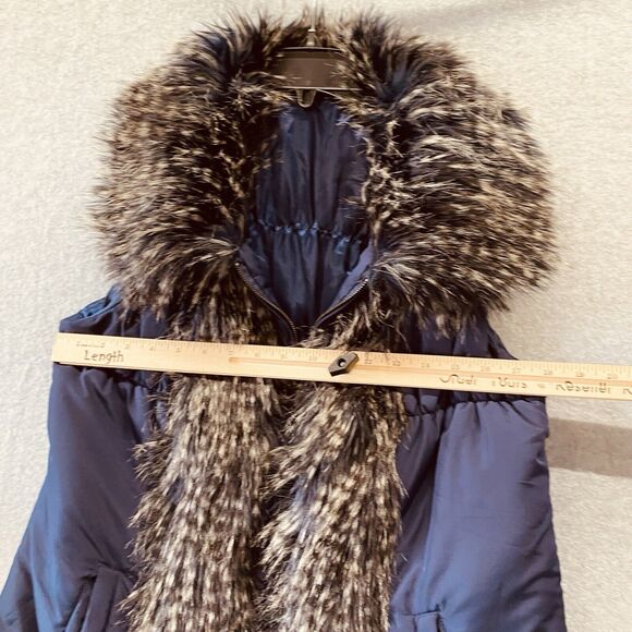 Soft Surroundings Faux Fur Vest Size Small Puffer Full Zip Warm S - Picture 6 of 12